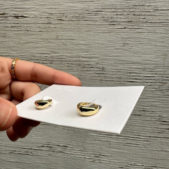 Ana luisa huggies - Picture 2 of 2